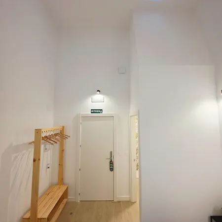 & Kitchen Zabalburu בילבאו