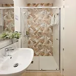 & Kitchen Zabalburu בילבאו