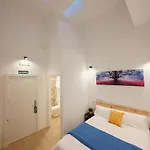 & Kitchen Zabalburu 3* בילבאו